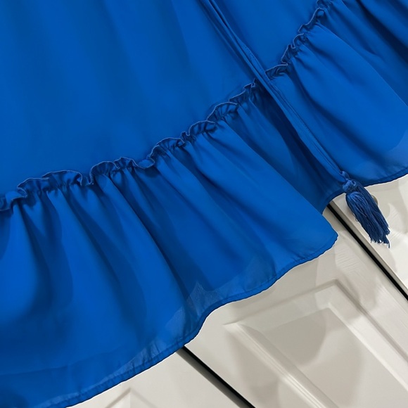 Dress - Picture 4 of 6